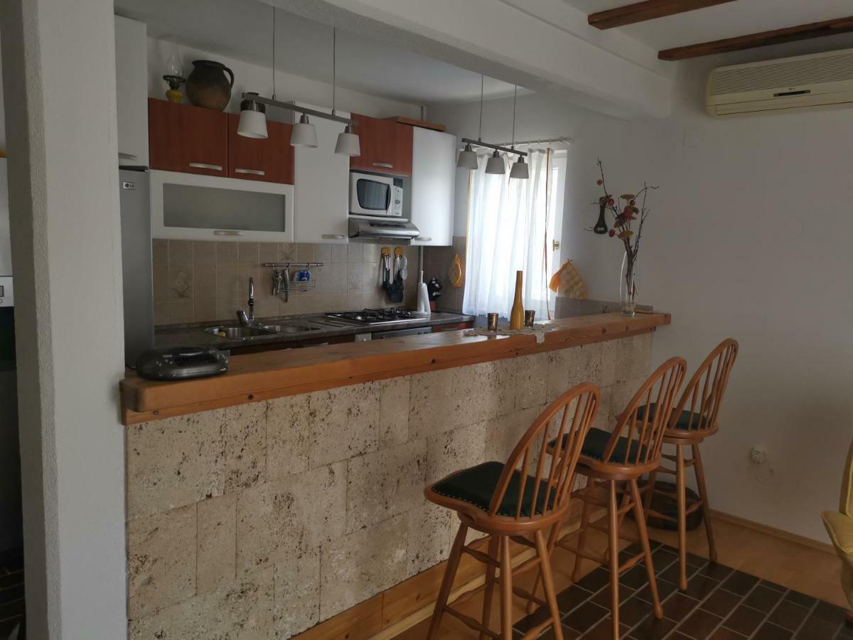 Apartma Soncek Premantura Eksteriør bilde